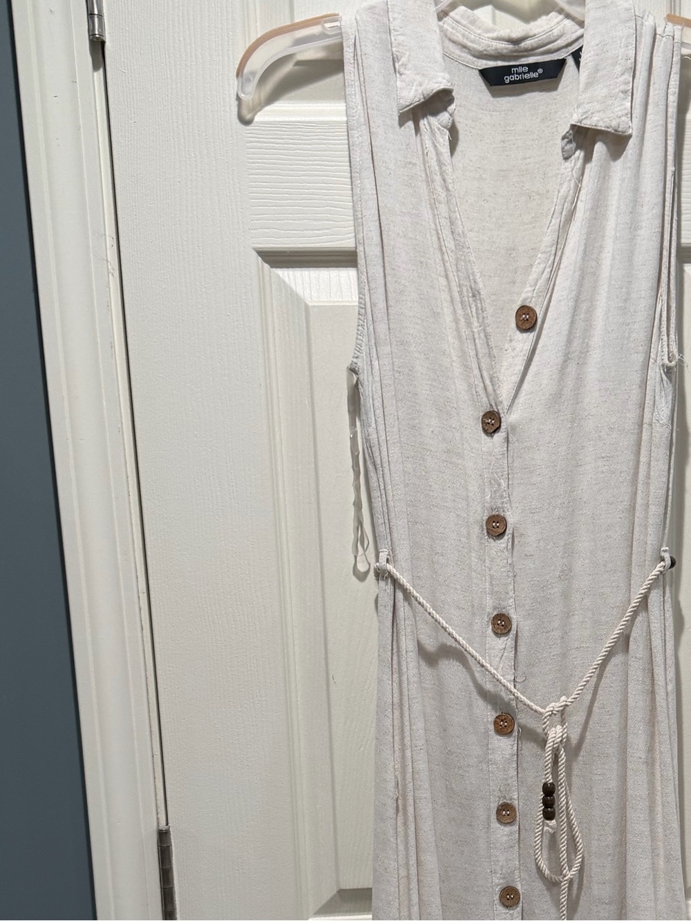 Sleeveless Button-Front Linen-Blend Maxi Dress in Light Beige